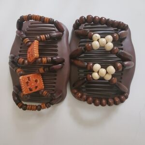 🛍️BUNDLE ONLY ITEM🛍️ Brown Beaded Hair Combs